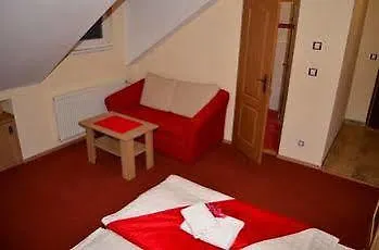 Kiwi 3*