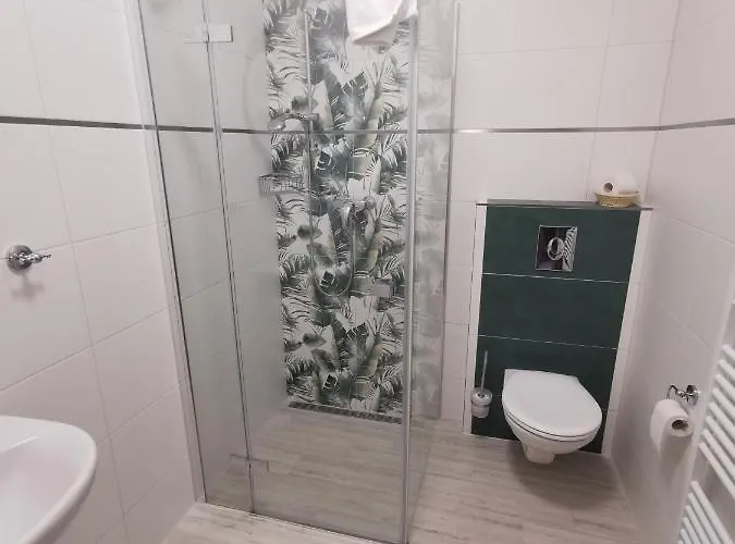 Kiwi Pensionat 3*